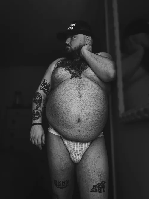 good morning to all the good boys. Dad needs a massage today.