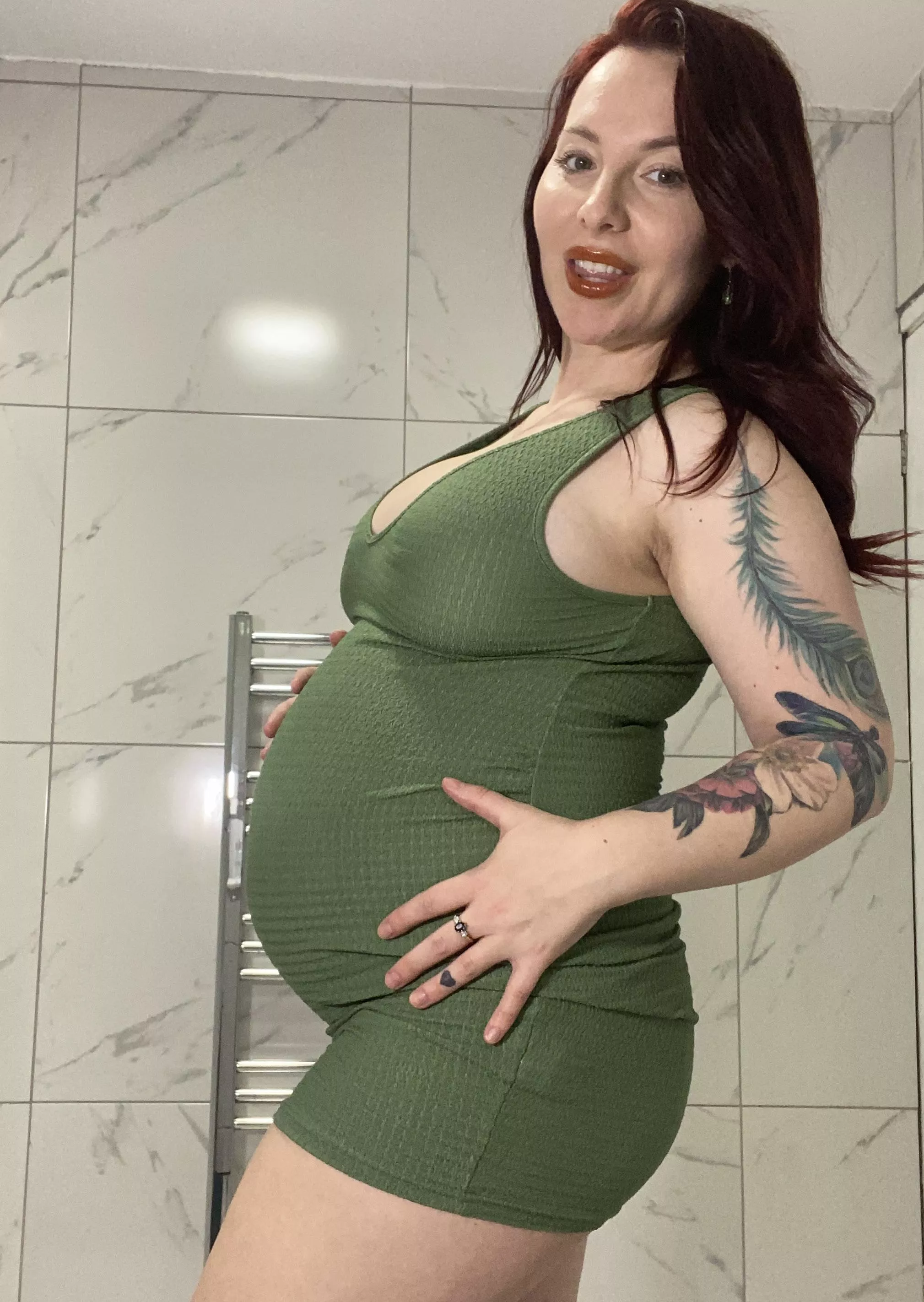 How does my bump look in green?