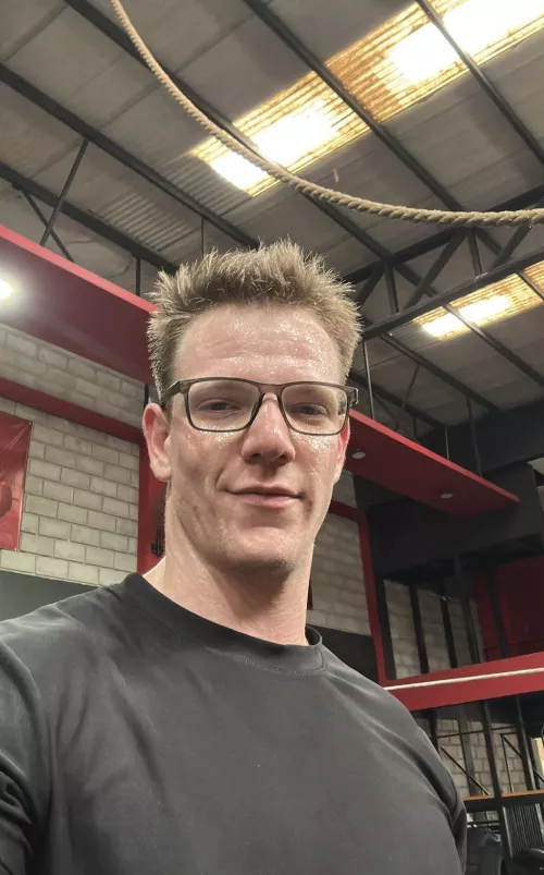 I was a little sweaty after today's workout!  💪🏼