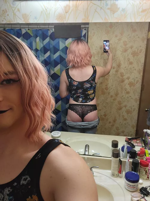 Trying to 👗 my age