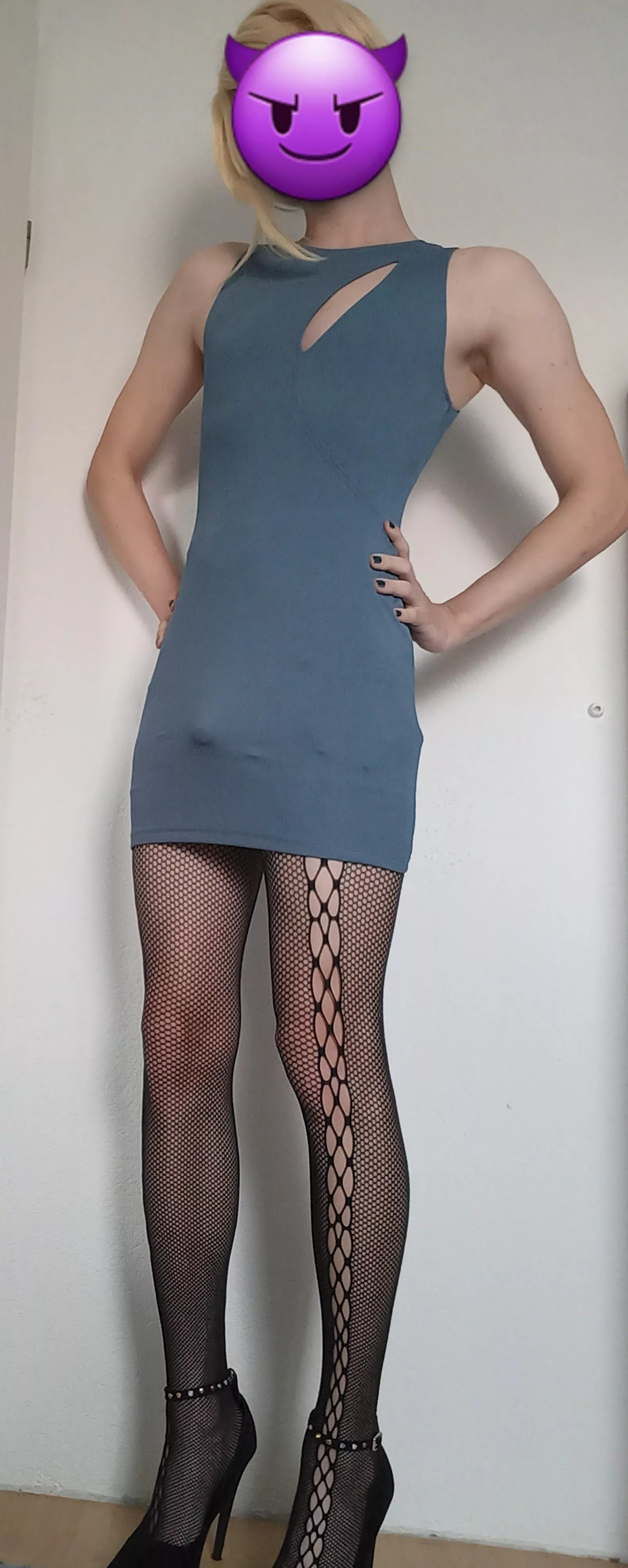 What caught your eyes first? 