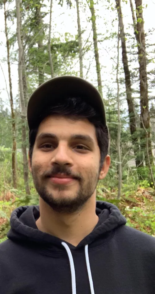 Hey 👋🏻 friendly Canadian here. Any other bros into aviation here? ✈️ ✈️ 