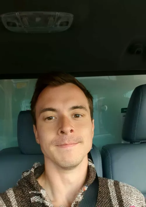 I'll put on some clothes this time.