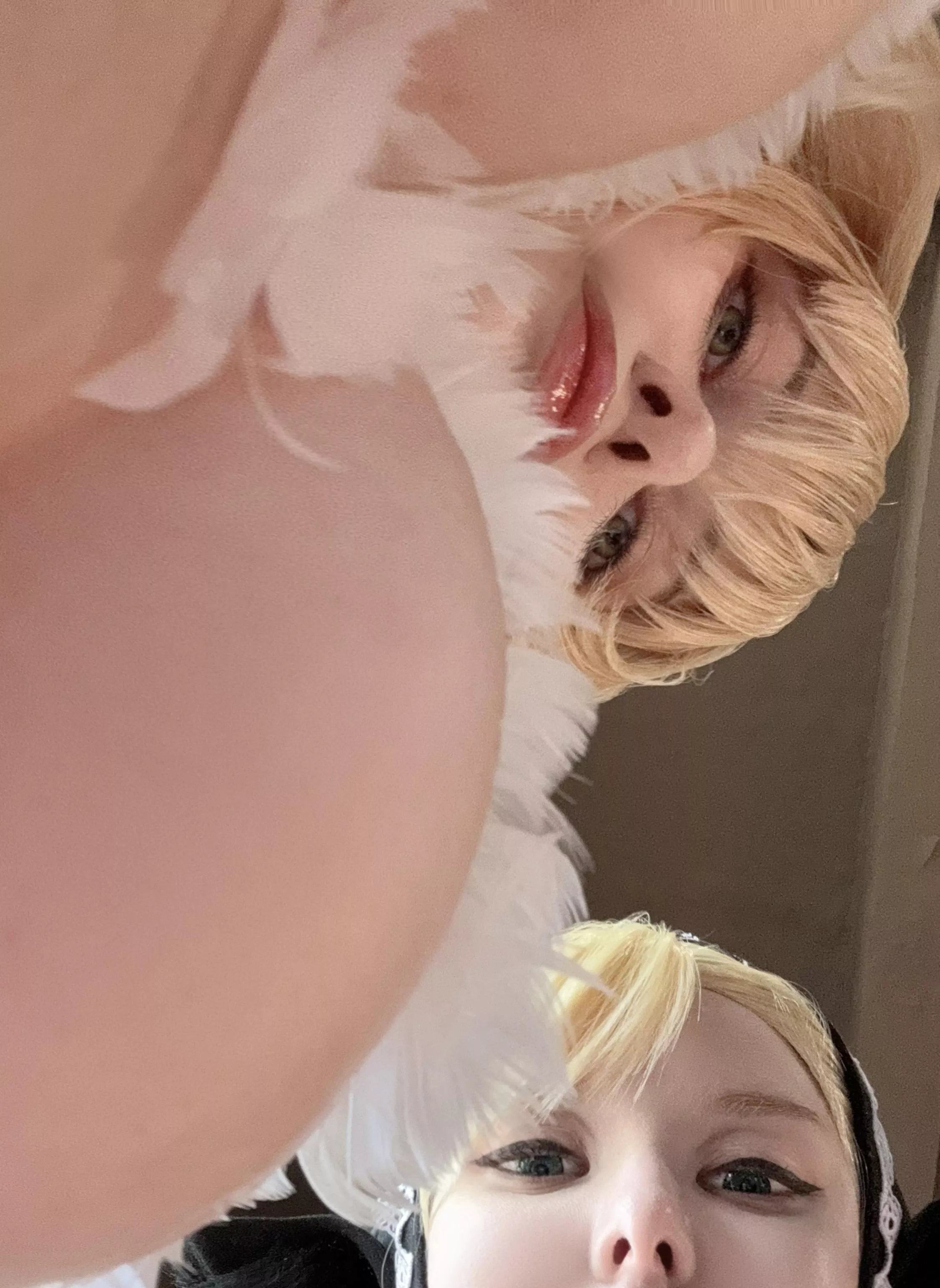 Marcille Donato and Falin Touden cosplay by Vinnegal and Alina Becker 