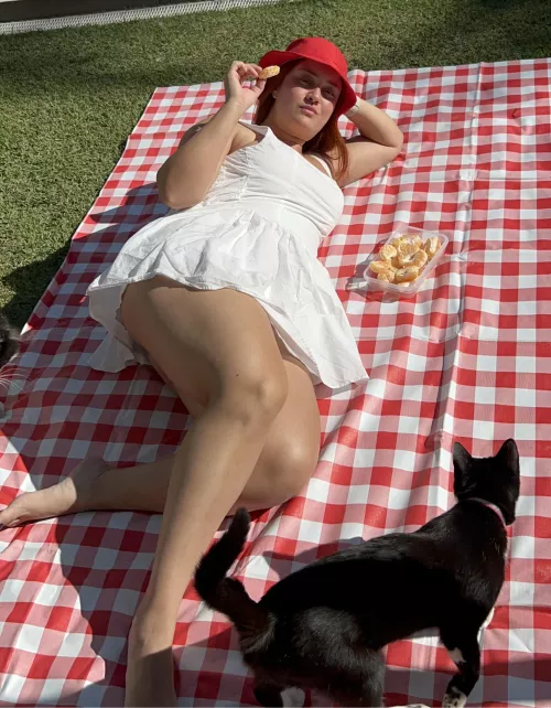 @mjohreisen picnic at my garden