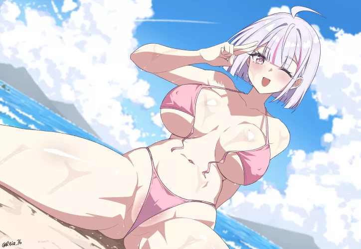 Posing while her bikini snapped