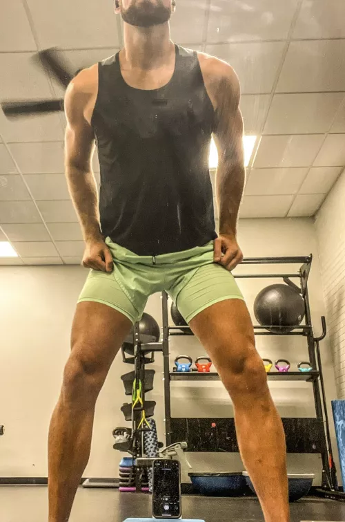 Starting my Friday at the Gym