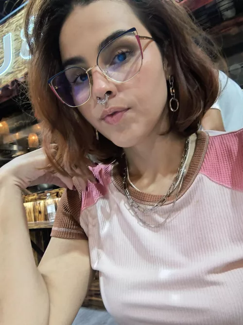 Two girls is better than one 👯 ask for my G/G live content! I'm doing [CAM] Raceplay, Joi, armpits and much more fetishes! Let me know if you want a [Dom] session or maybe be my boyfriend in the best [GFE]