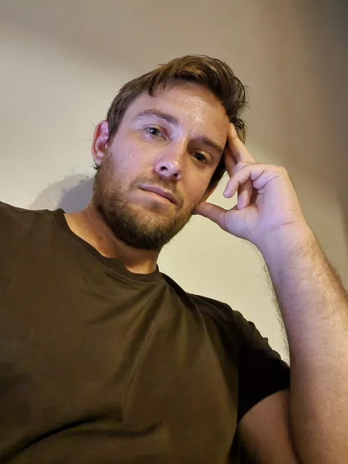 Waiting for checking in in another hotel 