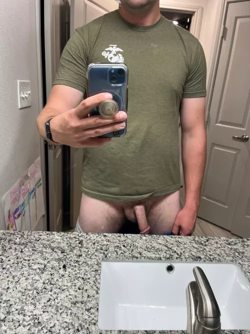 Who’s into the USMC?