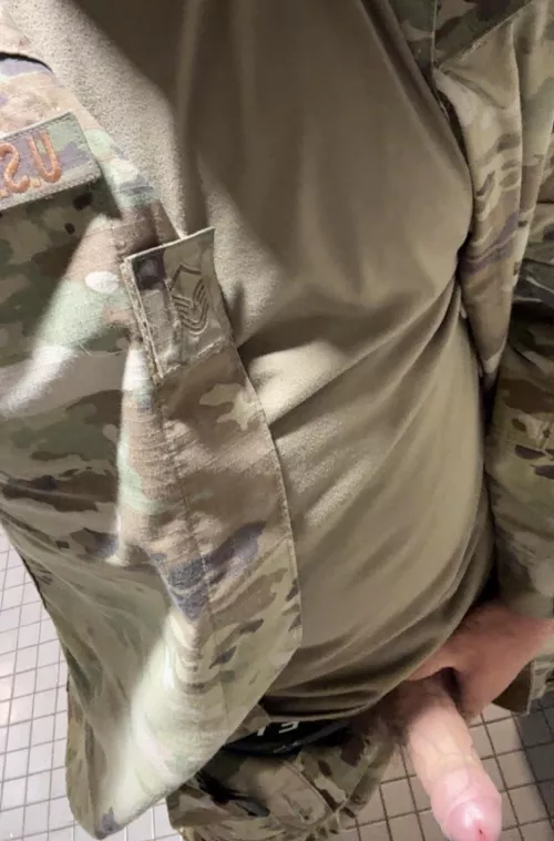 (37) who wants to service this military dad today