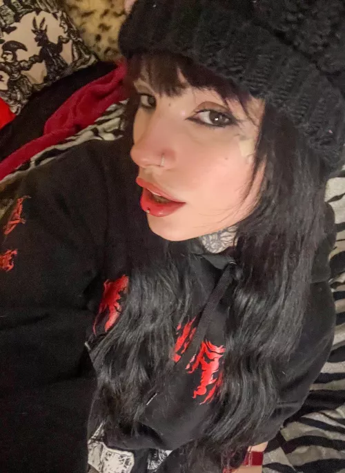 Boys with pretty eyes 