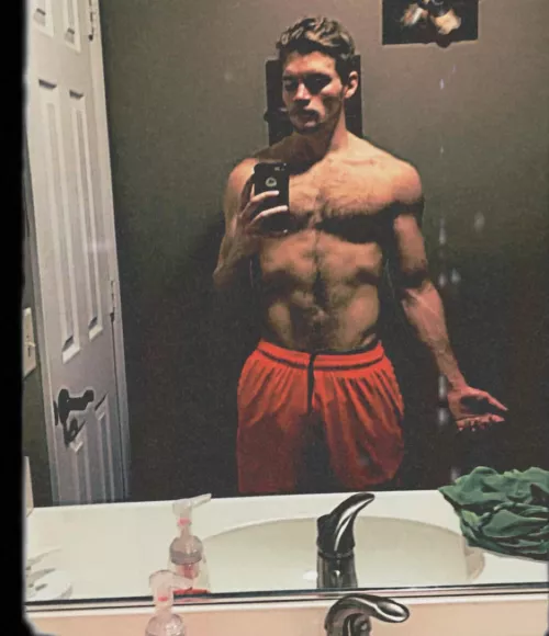 Does this fit on the sub?