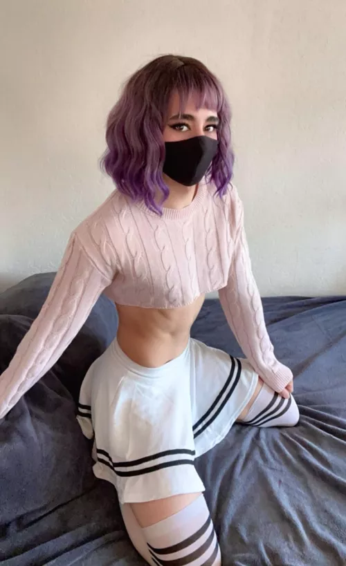 How I look at bro after he said crop tops are for girls