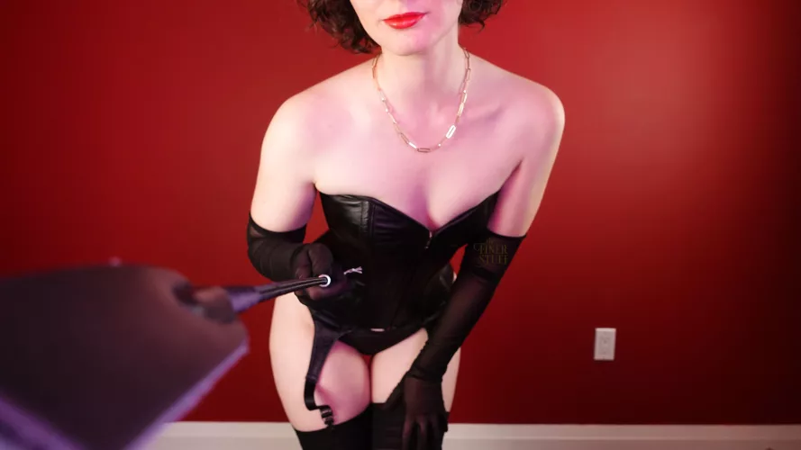 I love seeing a toy who knows their place: On their knees, always below me. The view from down there is stunning anyways.