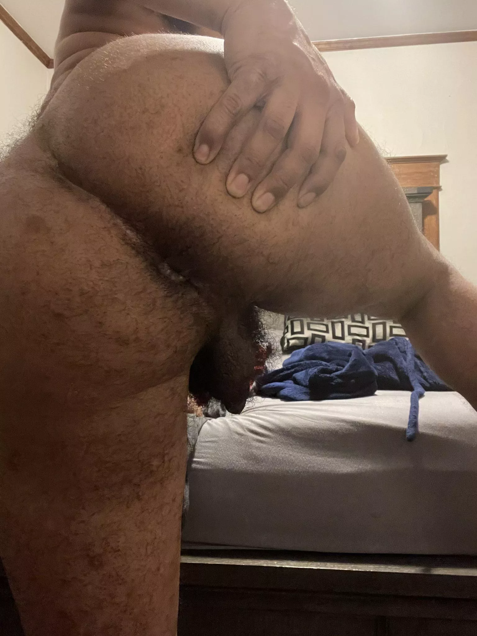 Pound my tight hairy hole