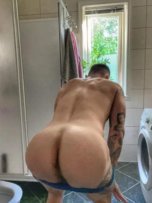 Slap me as hard as you can!