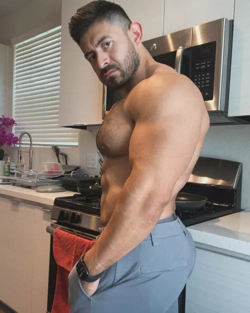 This daddy enjoys long, romantic walks to the fridge. XD 