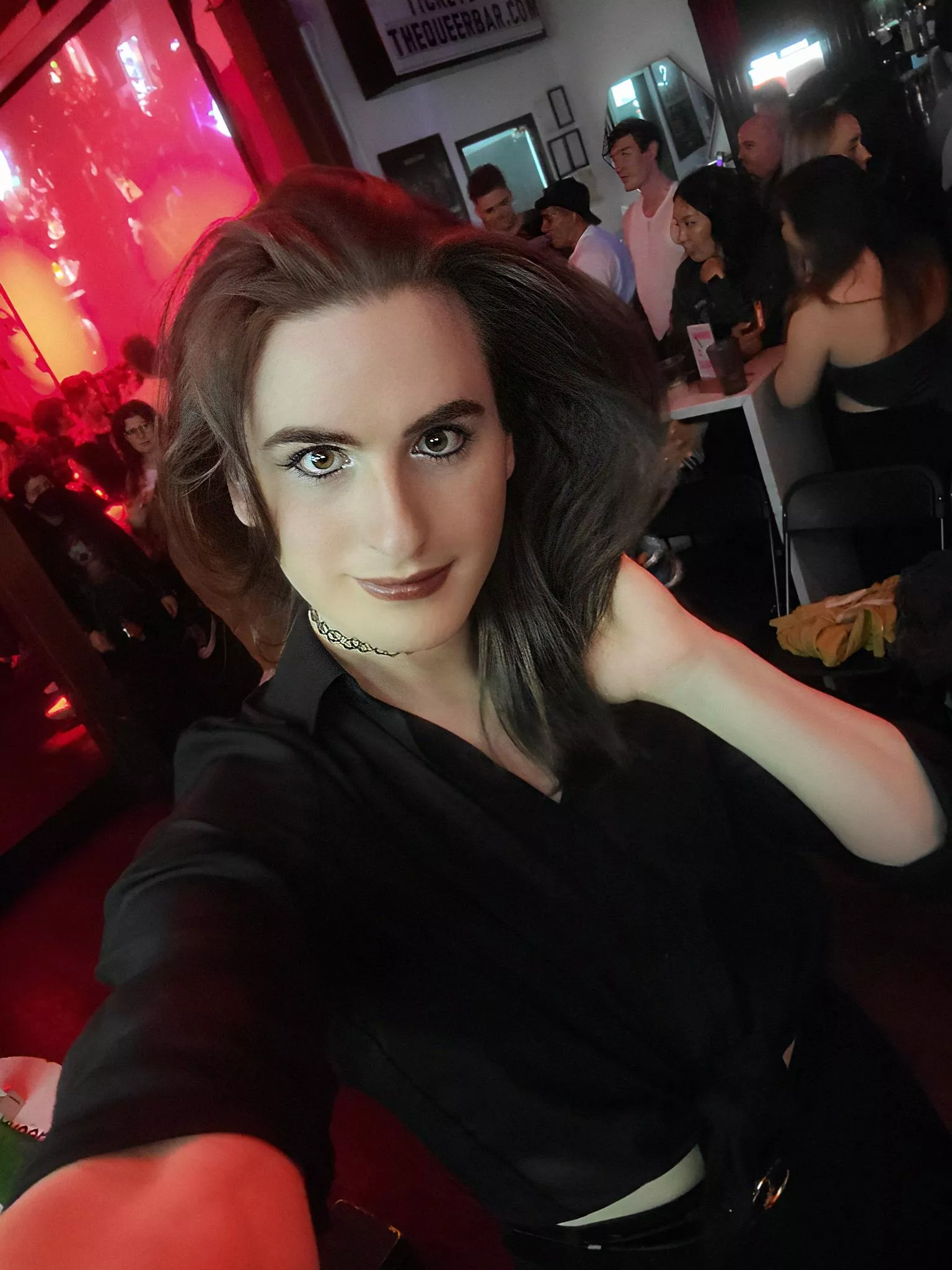 Went clubbing & saw a drag show this past weekend!