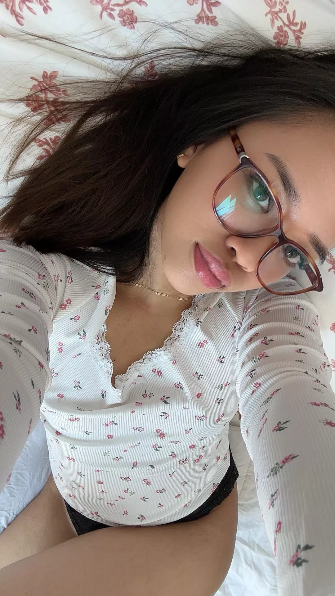 4’9 am I a worthy arm candy?