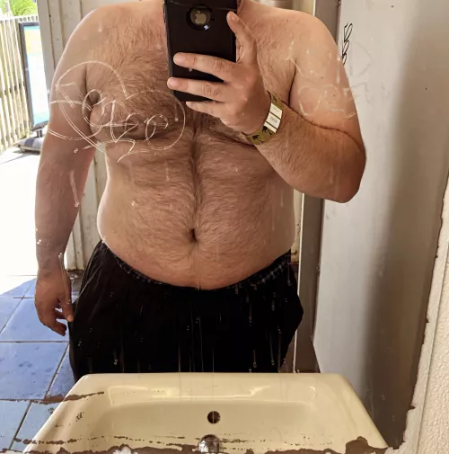 Any ladies wanna see what i’m packing 😊