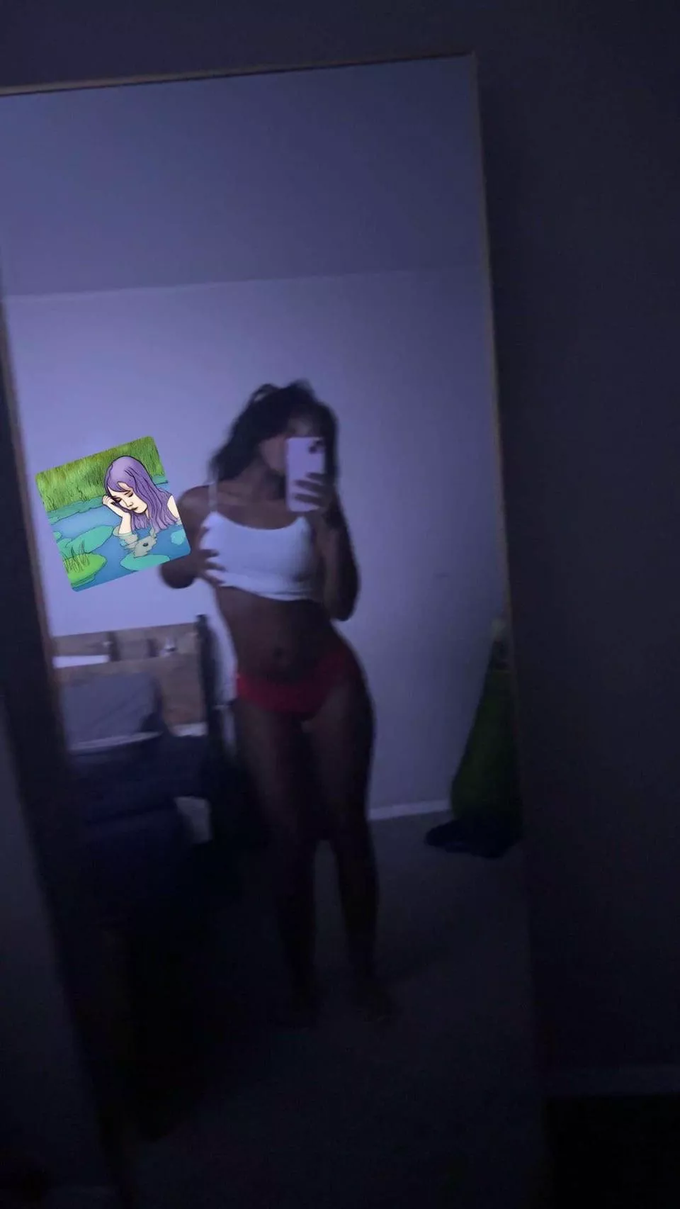 Chat while I’m at work? I’m so horny rn (men or women)