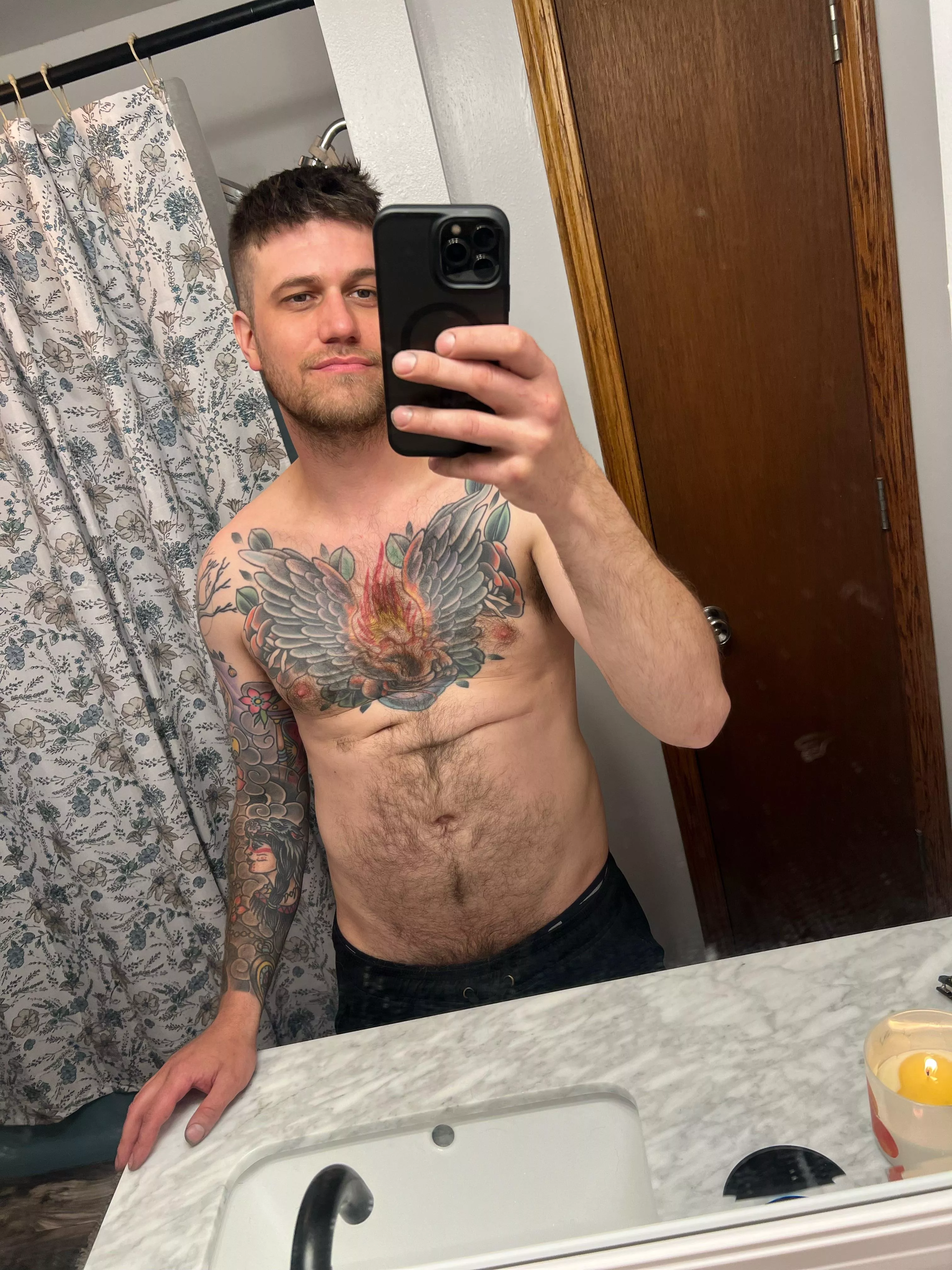 How do we like a sfw pic?