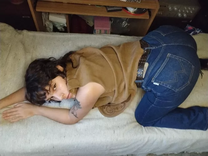 I would love to be spoiled by a good boy today