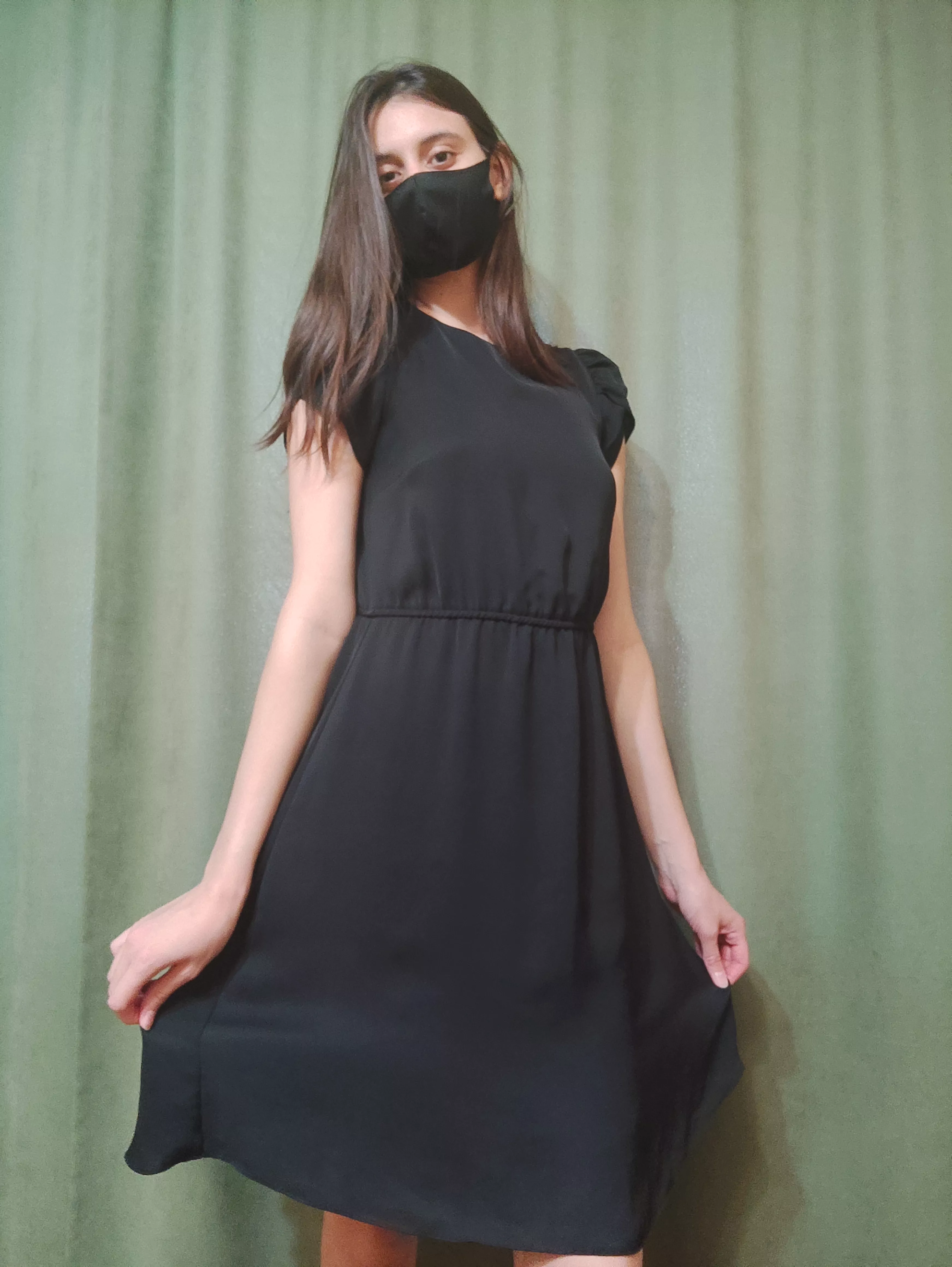 I'd like you to stand behind me and hug me