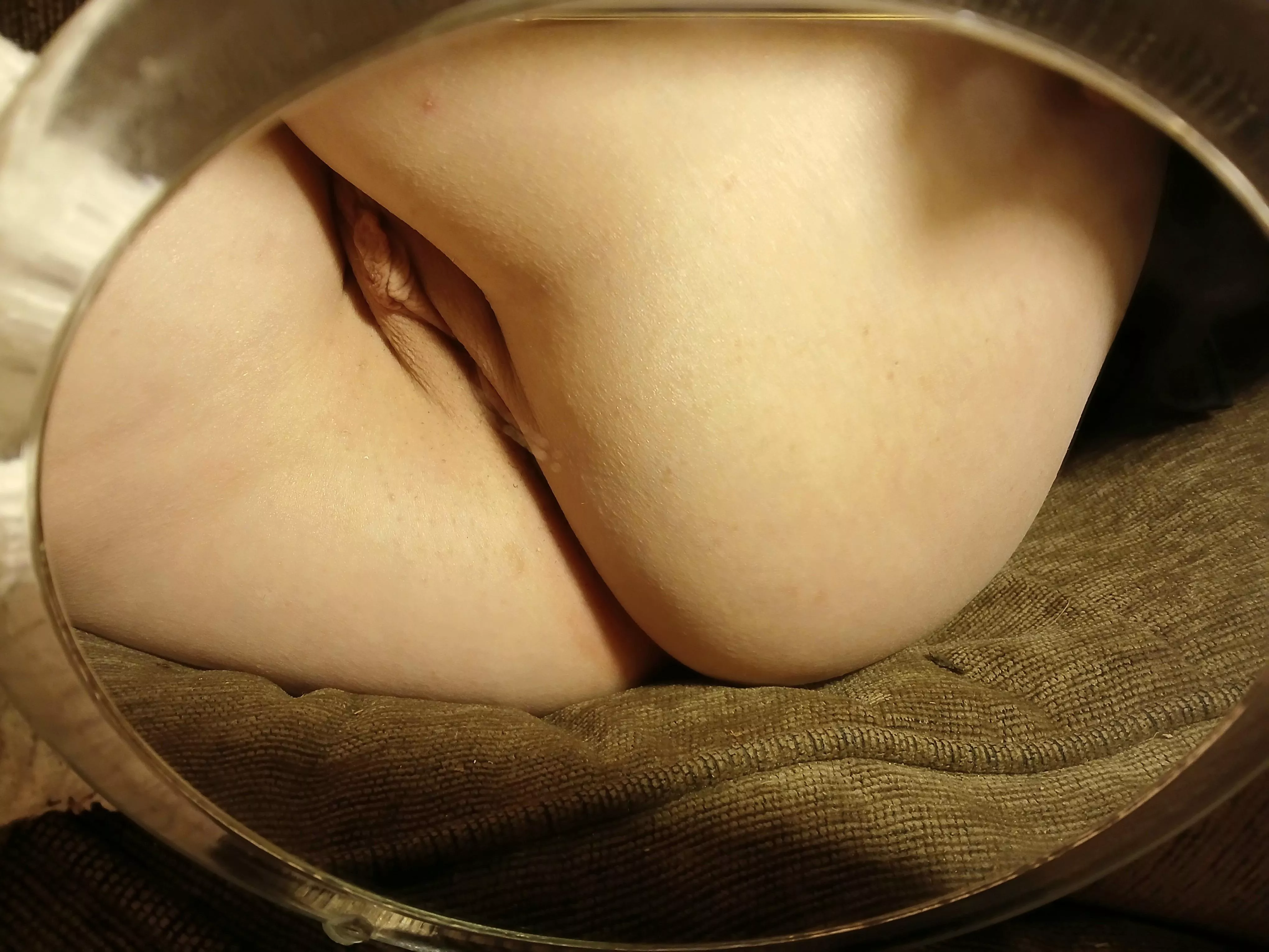 Magic Mirror on the floor, tell me I'm your favorite whore.