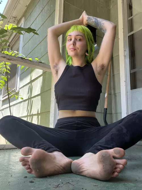 My body needs a good cleaning. Who’s up for it? 👅