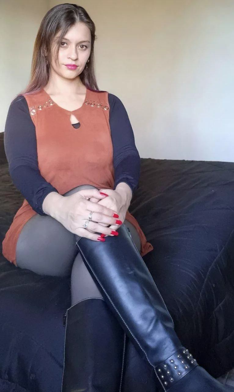 Sitting like a real lady in my boots