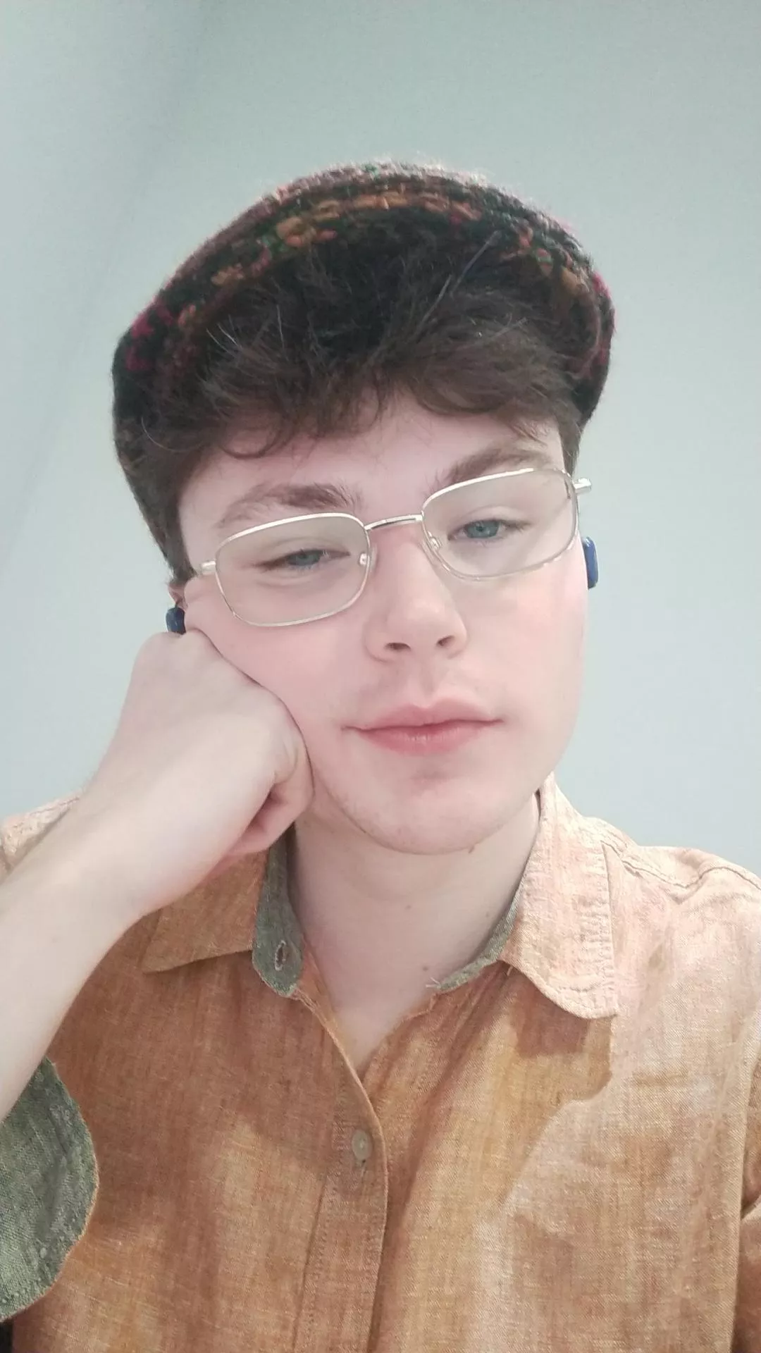 Still Rocking the hat, it's freezing in work lol.