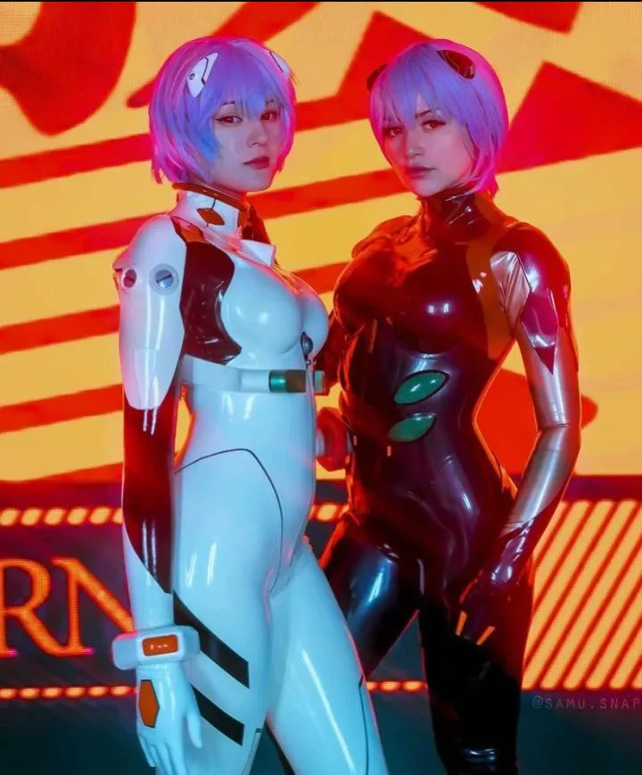 White 🤍 Or Black 🖤?