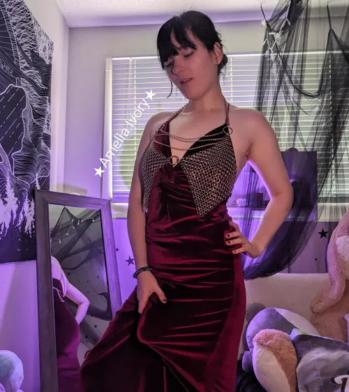 Would you even be able to handle how big I am? Or should I start training you.