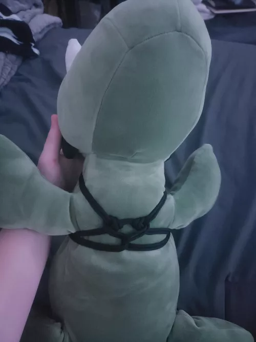 brand new to tying, luckily my model is very patient