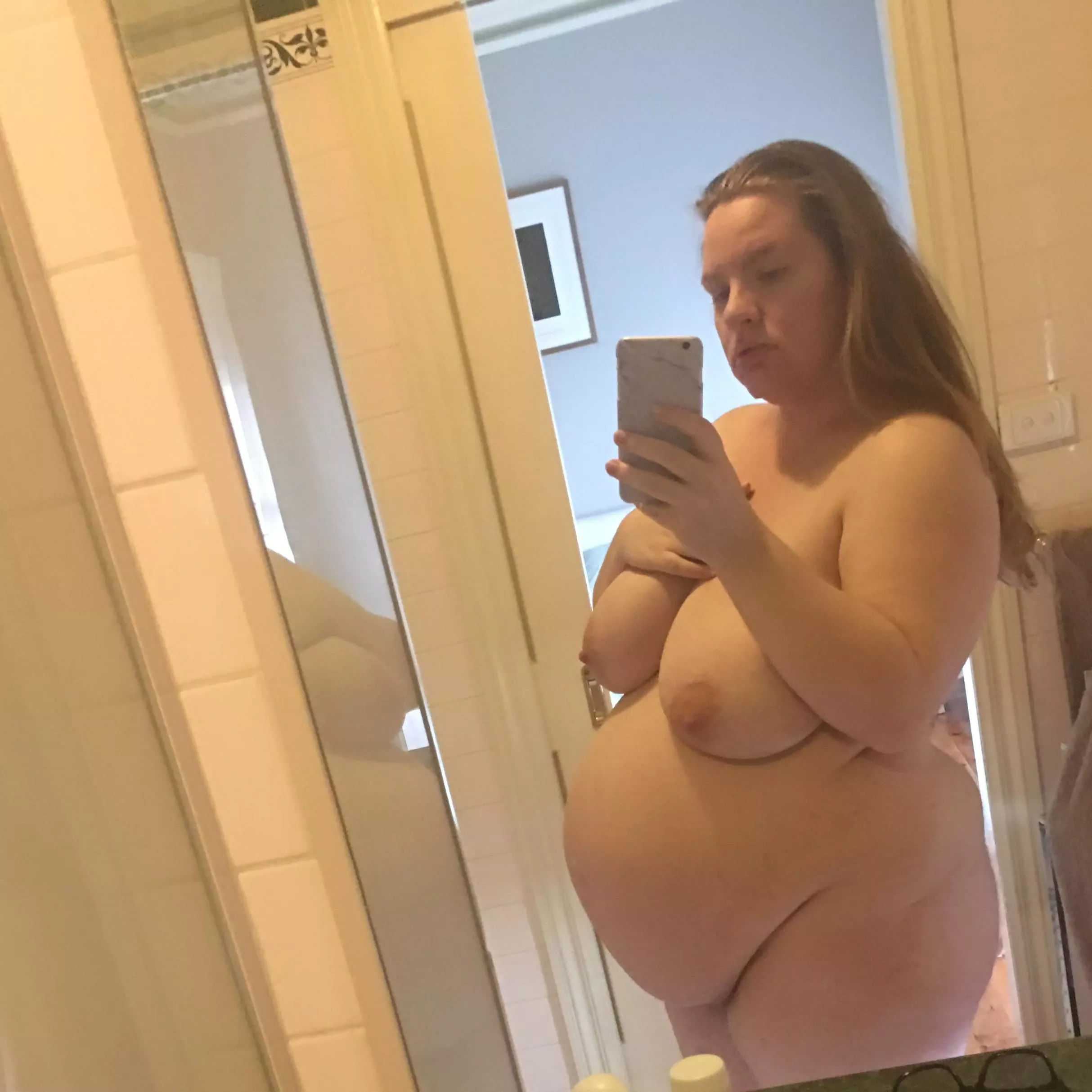 Do you find a smaller bump sexy too?