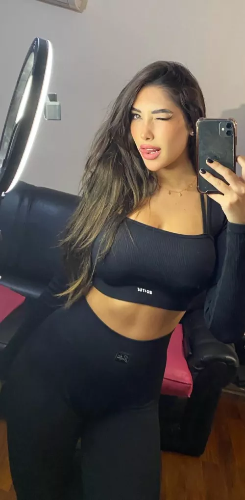 Ever fucked a Latina girl? 
