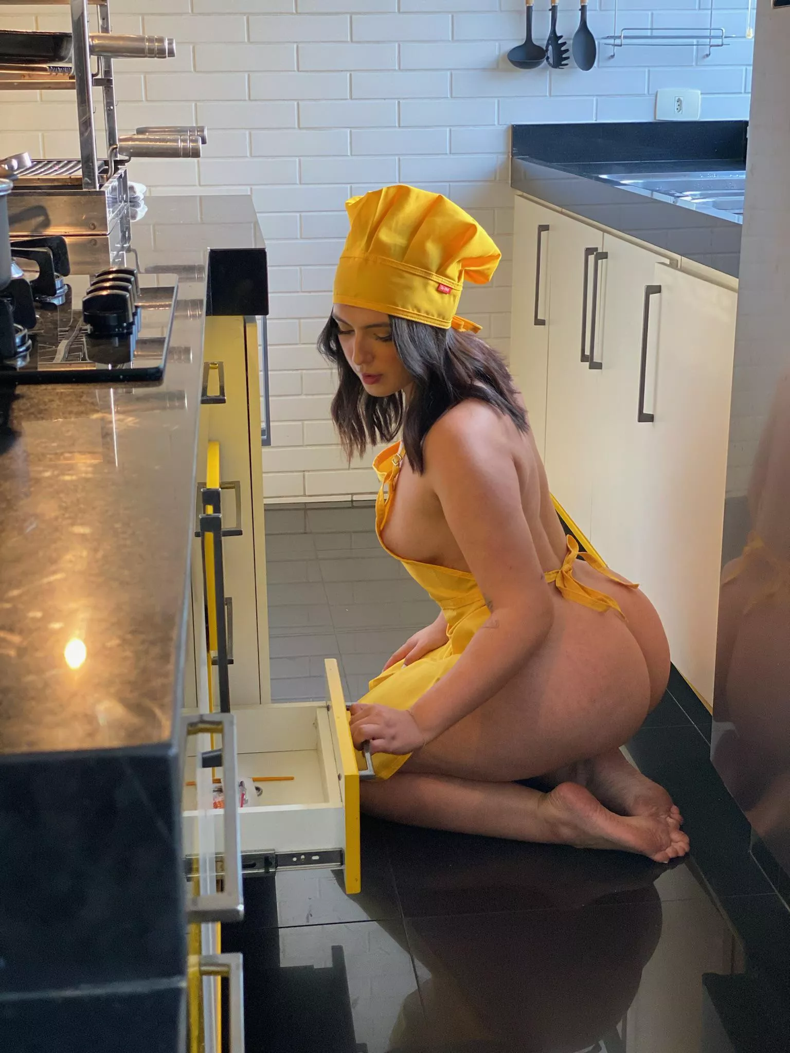 I cook better when I'm naked