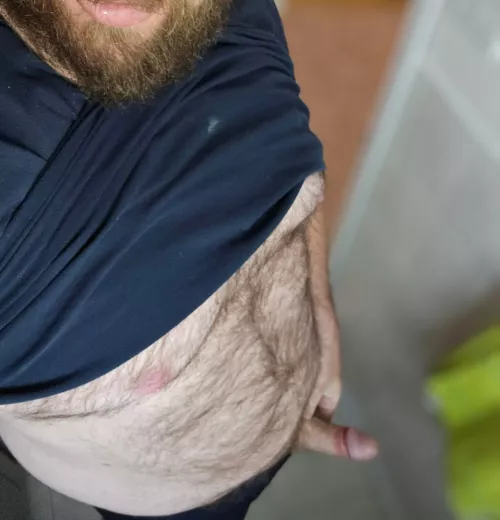 I'm new here. Do I belong? Say hi if I do 