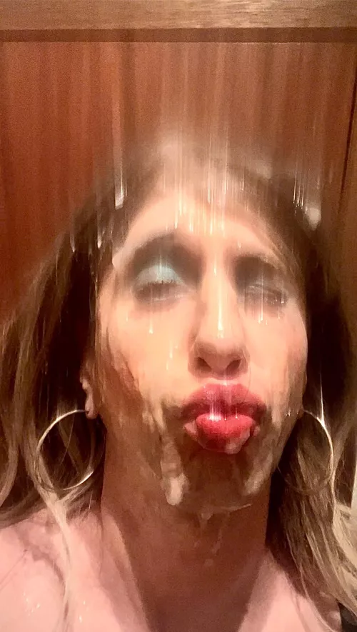 My sissy whore face facialised ☺️