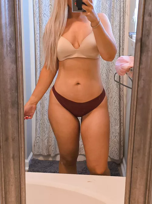 Peek a boo, I see you.