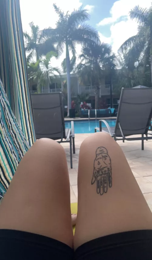 wish i could bring my stuffies to the pool 💭