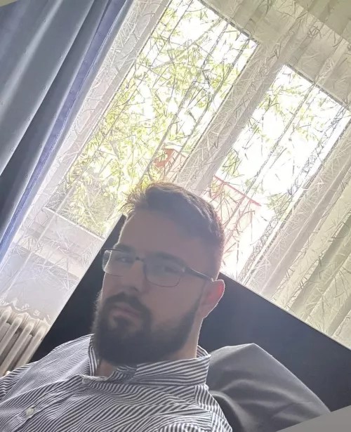 Would you give this 21-year old Croatian (me) a kiss?