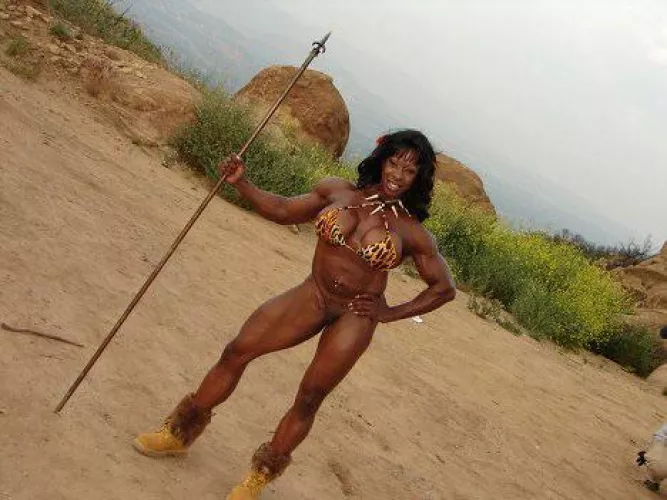 Yvette in her prime dresses in primal 🐅