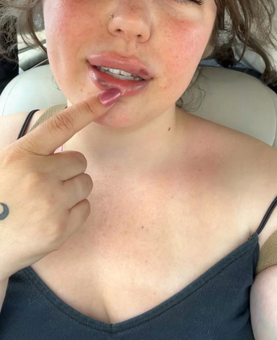 Any cakes out there that like this kind of treatment? [F29]