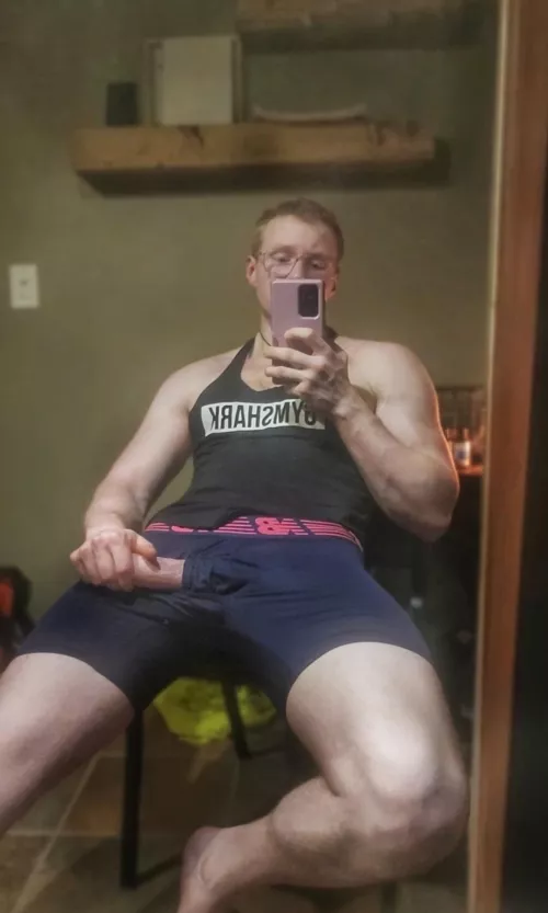 Get on your knees and suck my sweaty cock after the gym NOW !!