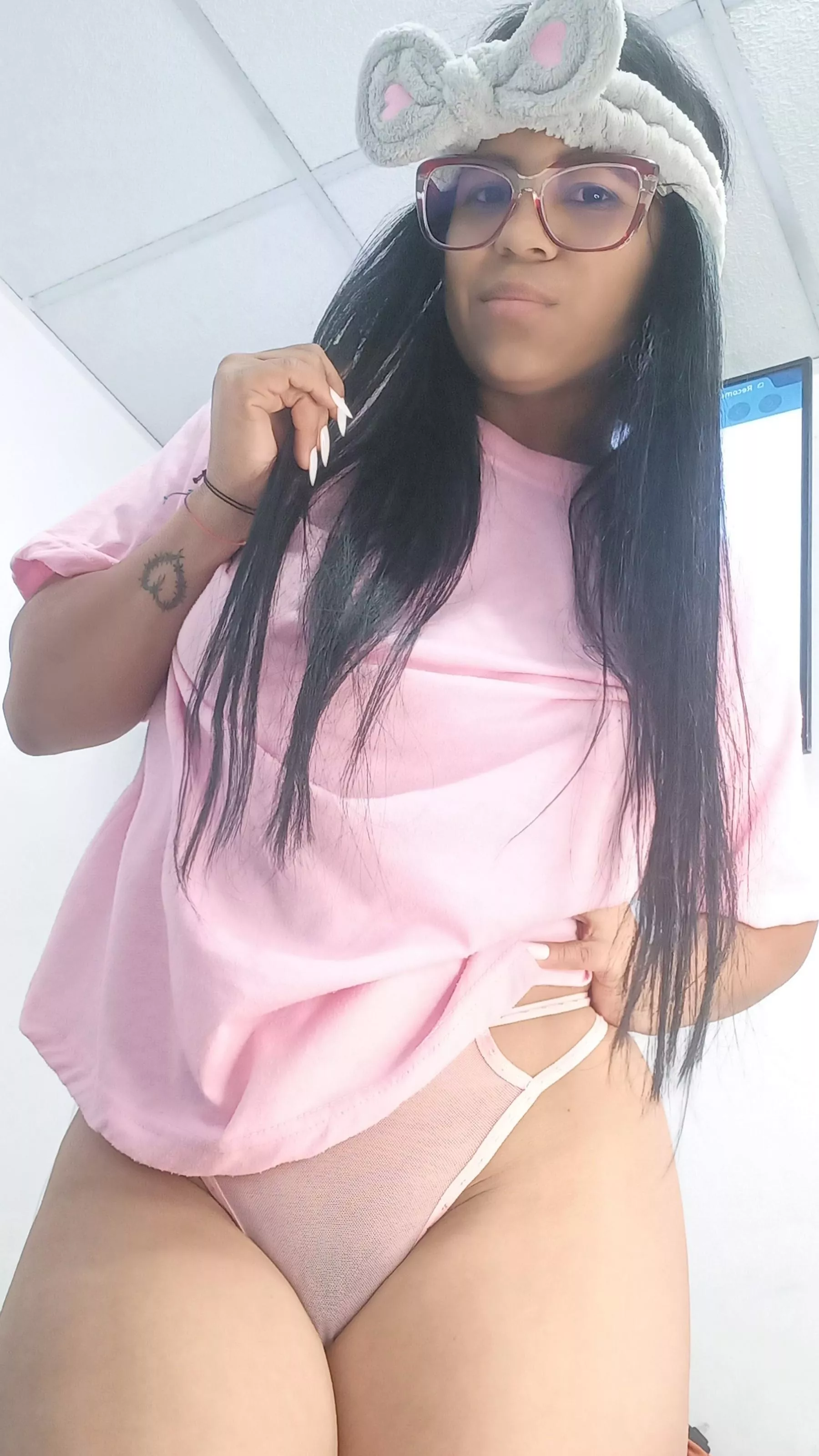 I am the sexy girl with big ass