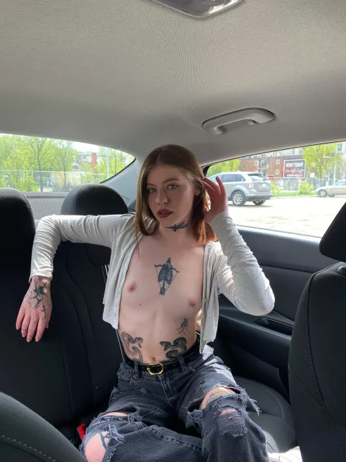 I like to shake my tits in the car