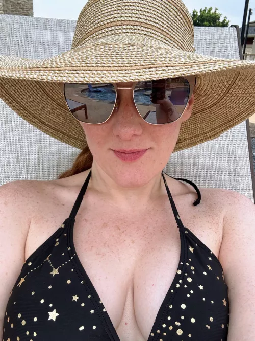 [IRTR] I'm collecting freckles and pool boys ;)